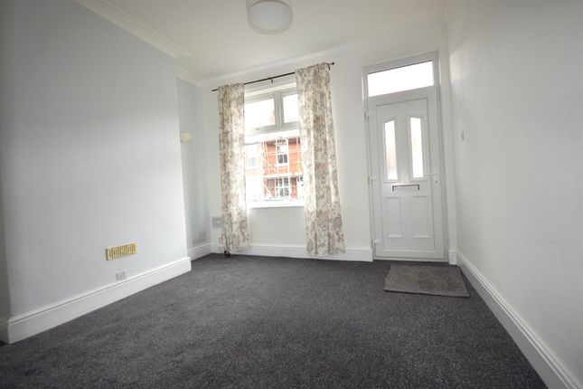 92, Caistor Street, Stockport photo 2