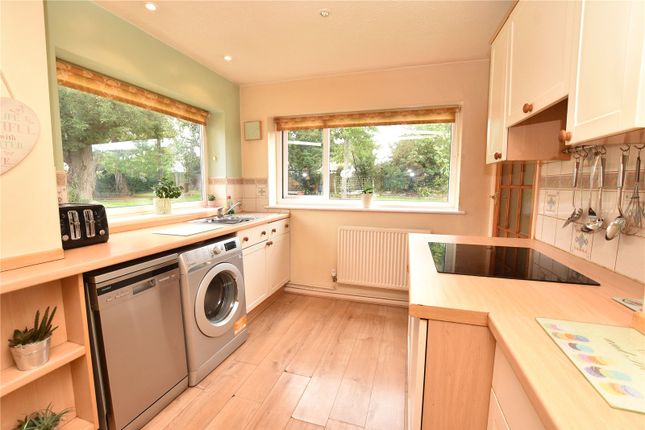 23, Ringwood Crescent, West Yorkshire photo 3