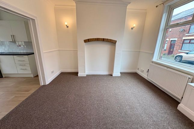 13, Dixon Street, Bolton photo 3