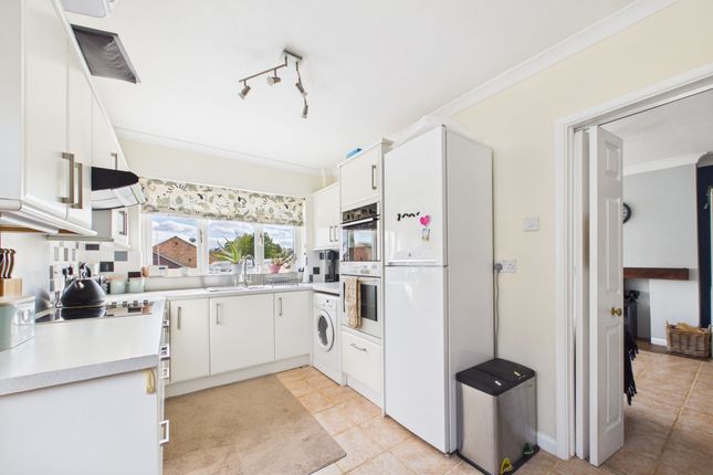 27 Simons Walk, Towcester photo 4