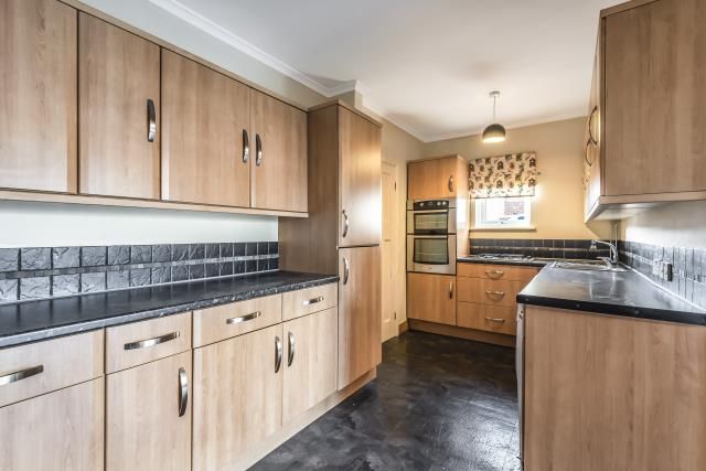 3, Pinhill Road, Banbury photo 4