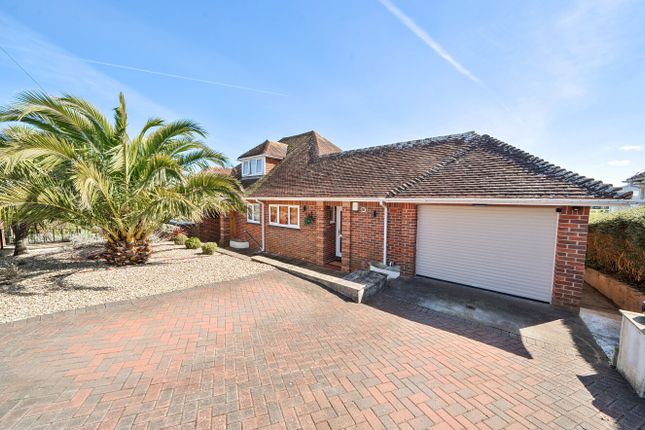 57, Winsu Avenue, Paignton photo 2