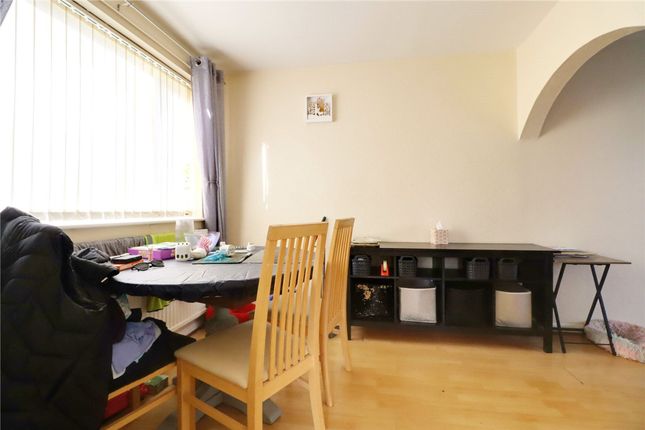 21 Reapers Rise, Doncaster photo 4