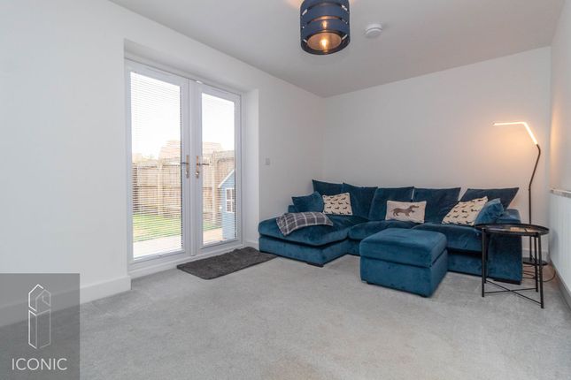 12, Crown Meadow Way, Norwich photo 4