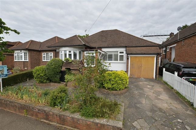 2-bed house on Dacre Gardens, Chigwell, £495,500