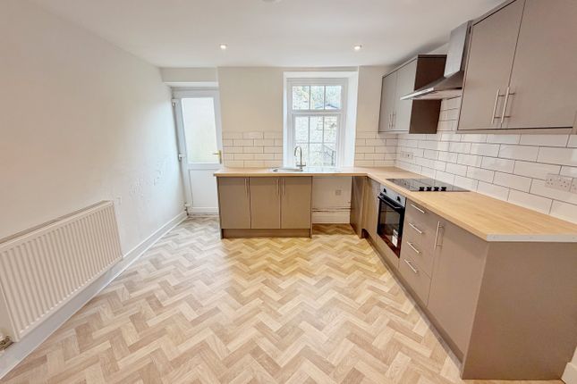 75, King Street, Pontypool photo 3
