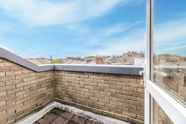 30, Baxterwood Grove, Newcastle Upon Tyne photo 3