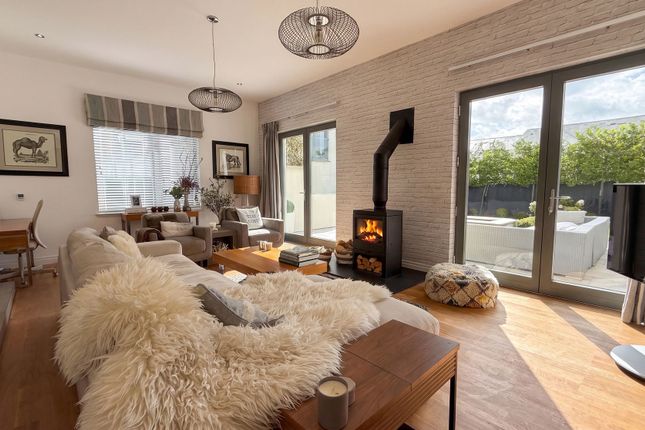 5 Mavisbank Grange, Loanhead photo 4