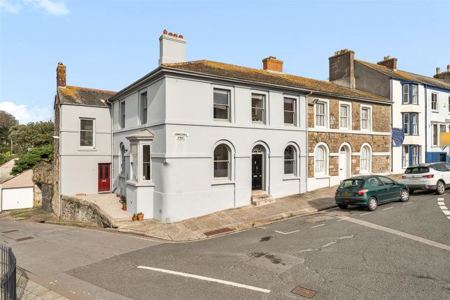 Town house for sale in Coinagehall Street, Helston
