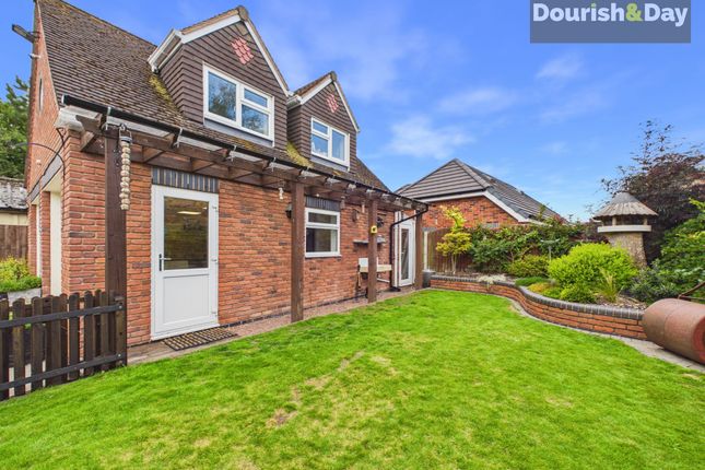 325 Walsall Road, Walsall photo 4