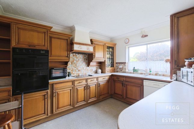 Flat 15, Meadwood, Torquay photo 4