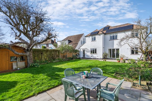 175 Amersham Way, Little Chalfont photo 2