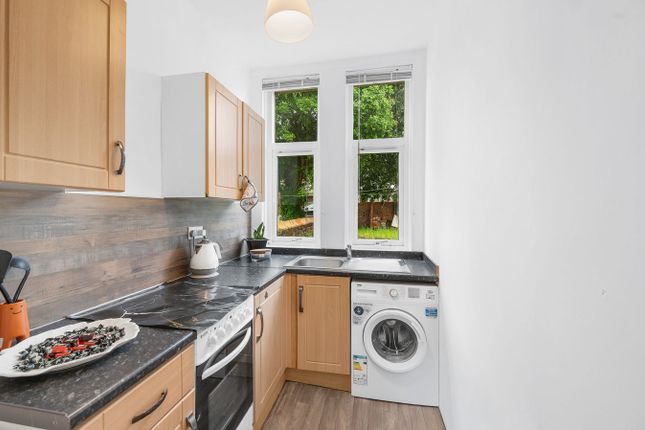 19B, Lady Campbells Walk, Dunfermline photo 3