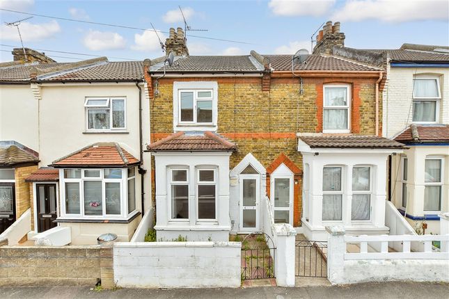 3-bed house on Chaucer Road, Gillingham, £160,000