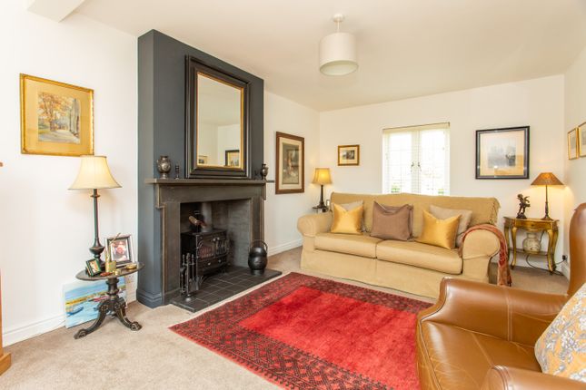 2 Monkton Court Cottages,, The Green, Dover photo 4