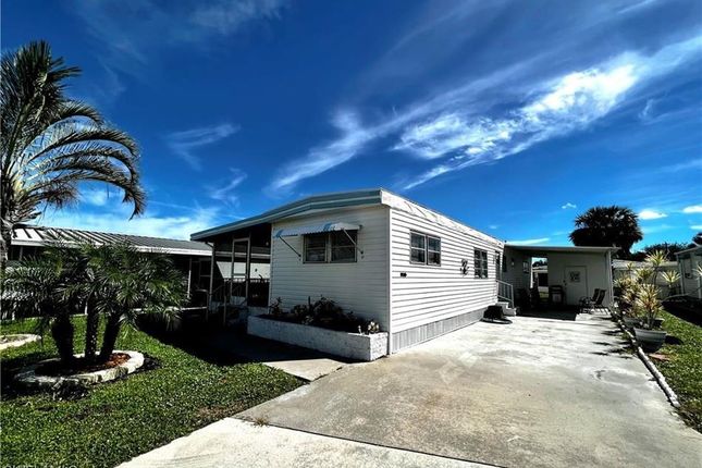 Mobile/park home for sale in 55 Percy Street, Fort Myers, Florida, United States Of America