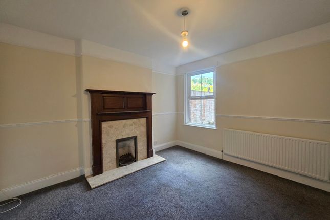 70, Paignton photo 5