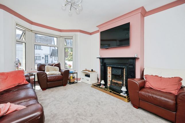 17, Buckland Avenue, Kent photo 2