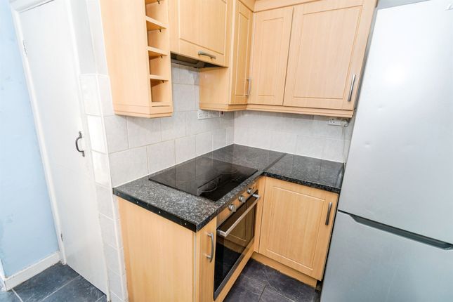 44, Langhorn Road, Southampton photo 4