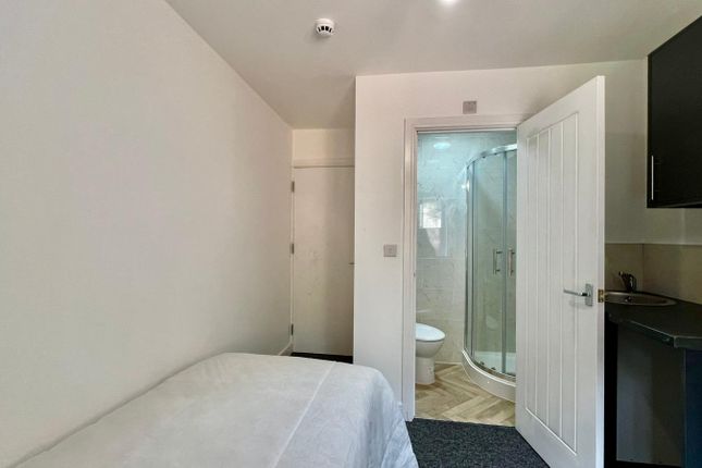 1-bed house on 567, Aldridge Road, Birmingham, £43/mo