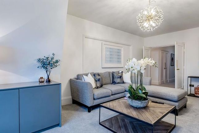 Flat to rent in Strathmore Court, St Johns Wood