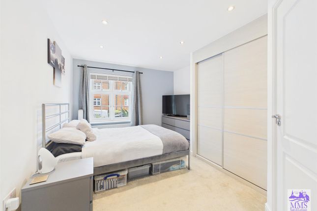 2 Mint House, Germander Avenue, Halling photo 3