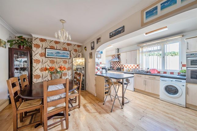 856, Llangyfelach Road, Swansea photo 3