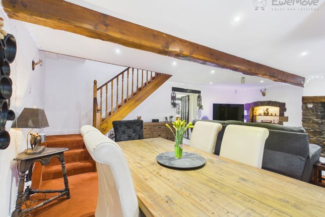 13, West Street, South Molton photo 4