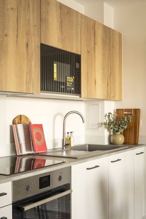 Flat 33, Stilt Apartments photo 2