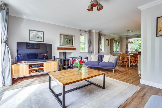 46, Tredegar Road, Reading photo 4