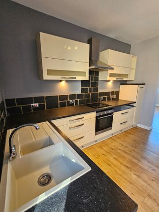 Duplex to rent in North Road, Cardiff