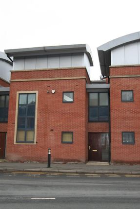 2, St Wulstans Court, Worcester photo 2