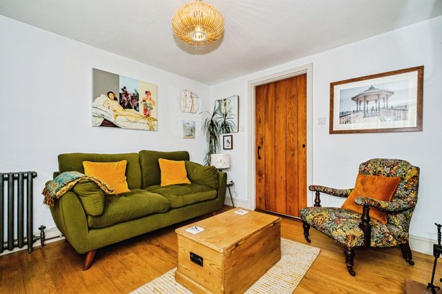 3, Sir Georges Place, West Sussex photo 4