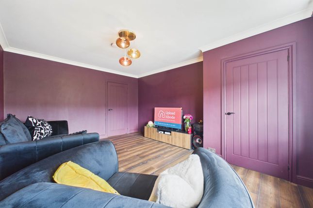 83, Glenburn Crescent, Glasgow photo 2
