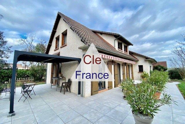 Thumbnail Detached house for sale in Cosne-Cours-Sur-Loire, Bourgogne, 58200, France