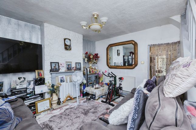15, Tunstall Crescent, Leicestershire photo 3