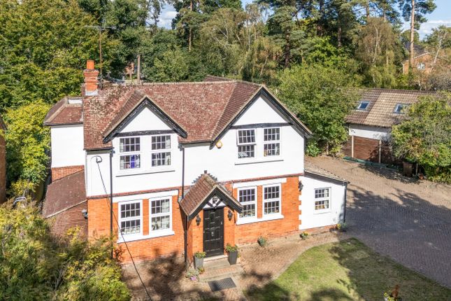 1347591-4-68Bf25F...