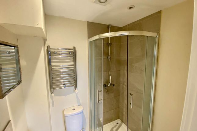 Room 5 178, Bringhurst, Peterborough photo 4