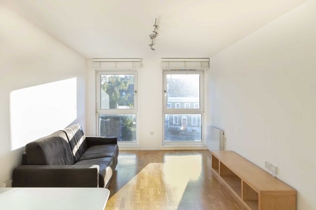 Thumbnail Flat to rent in Theseus Walk, London