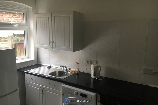 Prescot Road, St. Helens photo 2