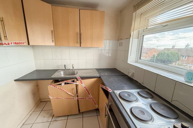 Flat 20, Lanark Court, Hamsey Close, Eastbourne photo 5