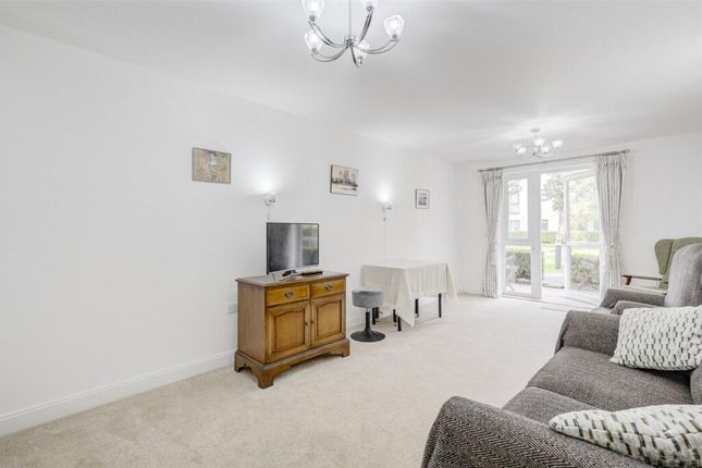 5, Triton House, Heene Road, Worthing photo 4