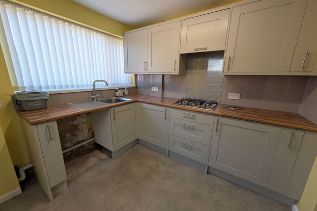 5 Quakers Way, Leiston photo 2