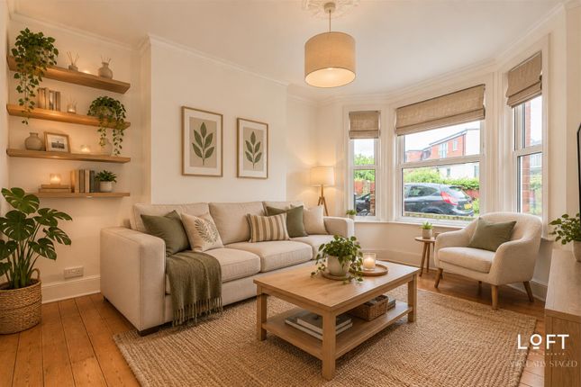 13, Riddlesdown Road, Purley photo 2