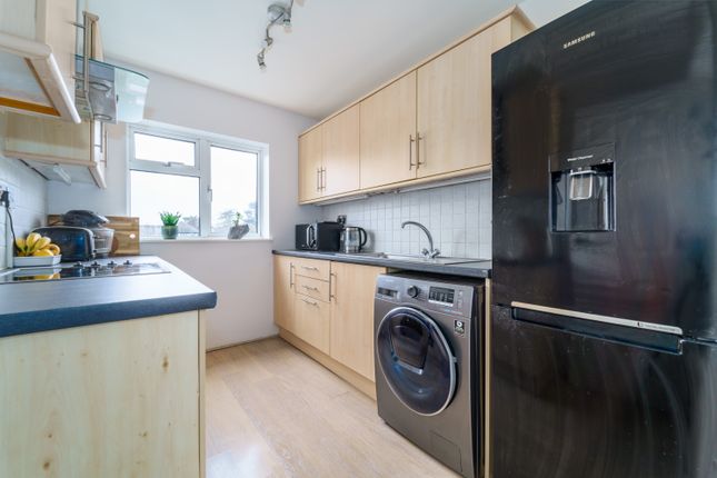 4, Bourne House, Ashford photo 2