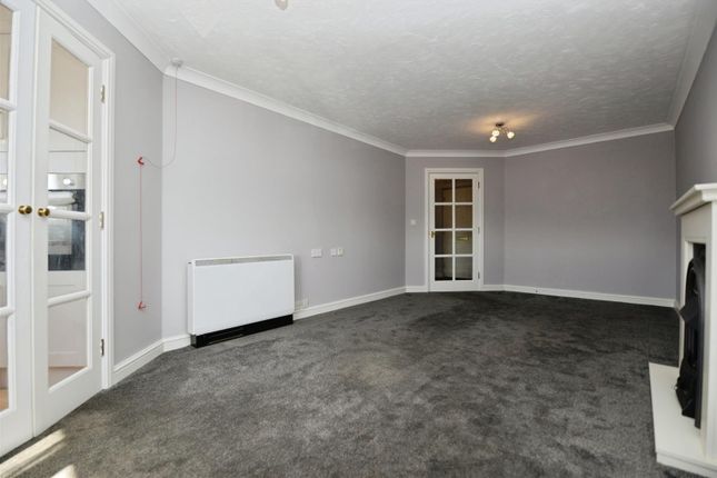 Flat 51, Moresby Court, Westbury Road, Fareham photo 3