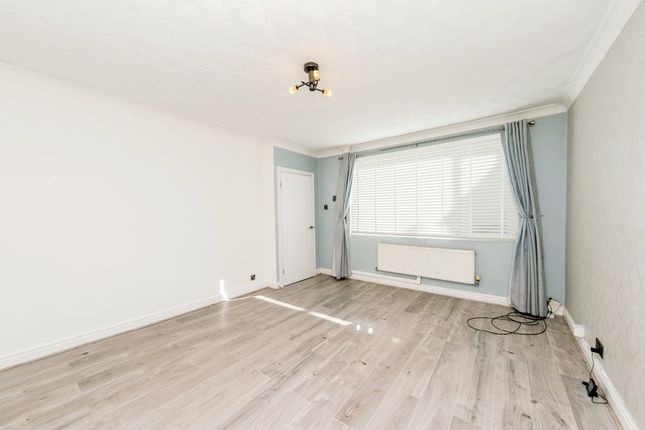 11 Bodmin Square, Leeds photo 3
