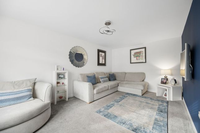 23 Millcraig Road, Broxburn photo 3