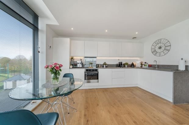 Flat for sale in Discovery Road, Plymouth, Devon
