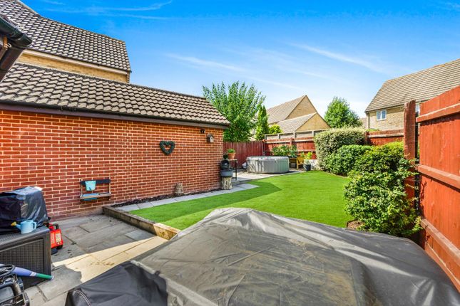 7, Woodlands Park Drive, Dunmow photo 4